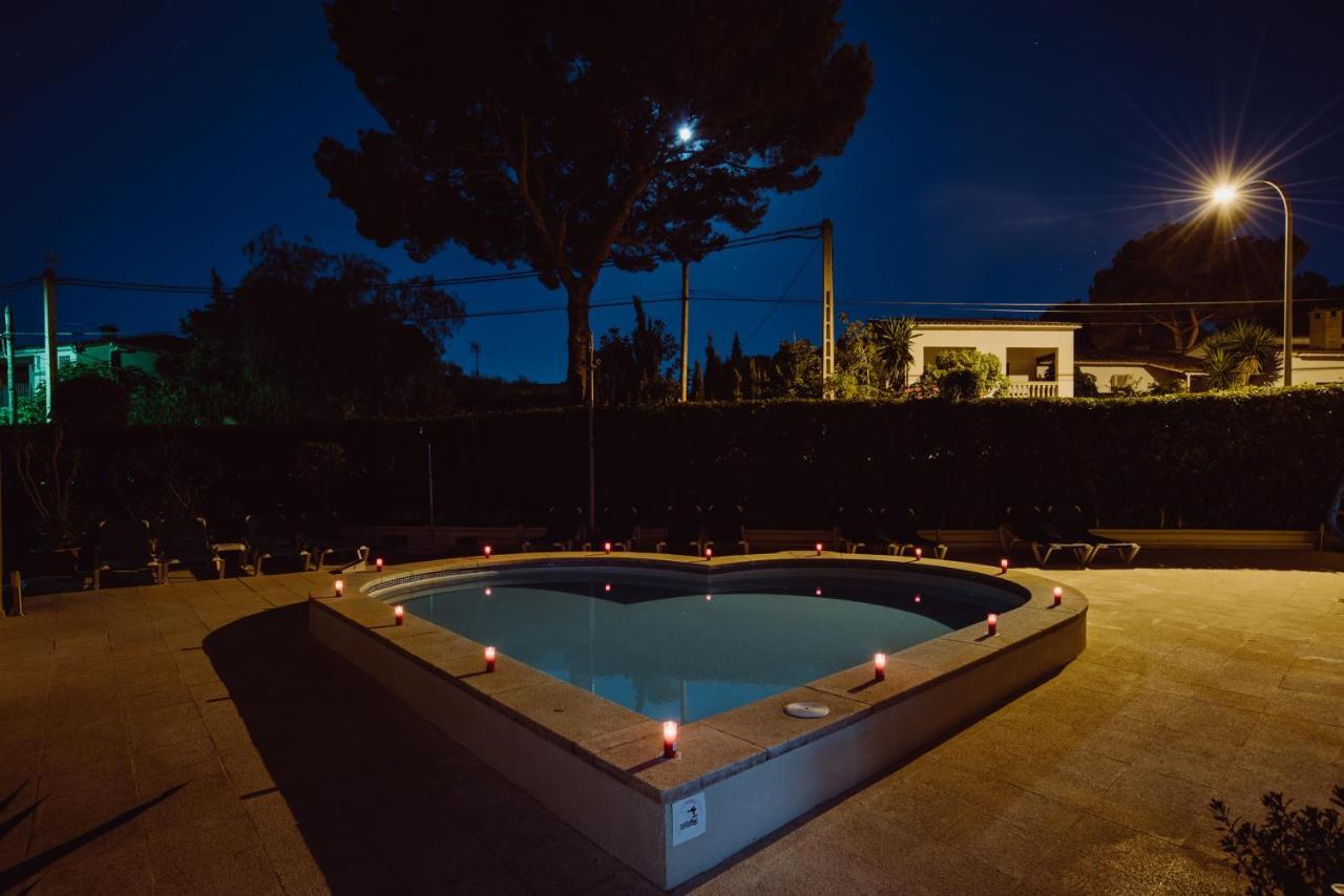 Alper Apartments Mallorca Palmanova Buitenkant foto