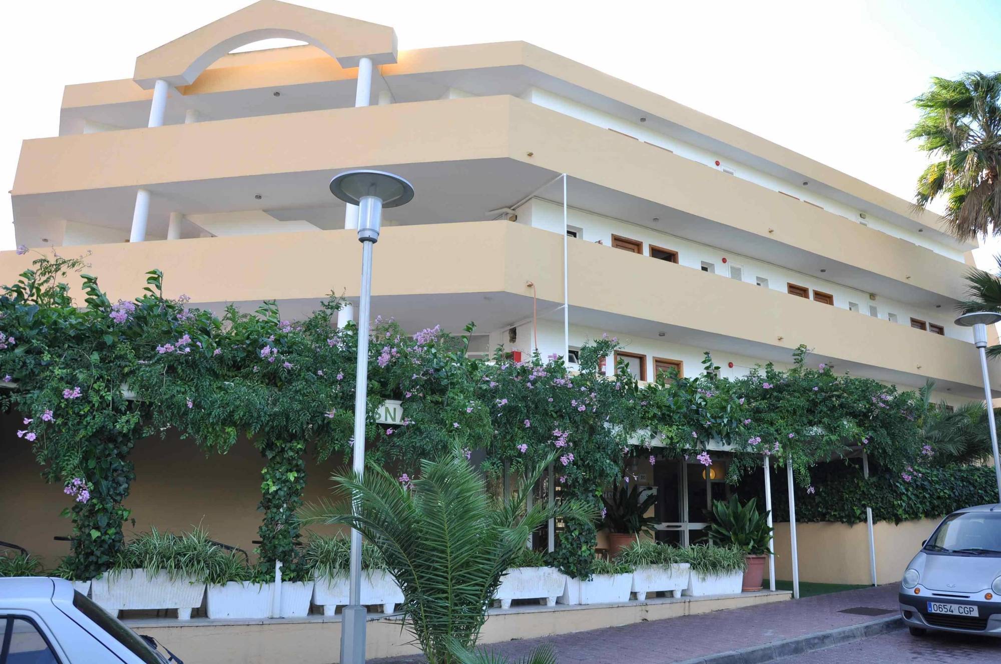 Alper Apartments Mallorca Palmanova Buitenkant foto