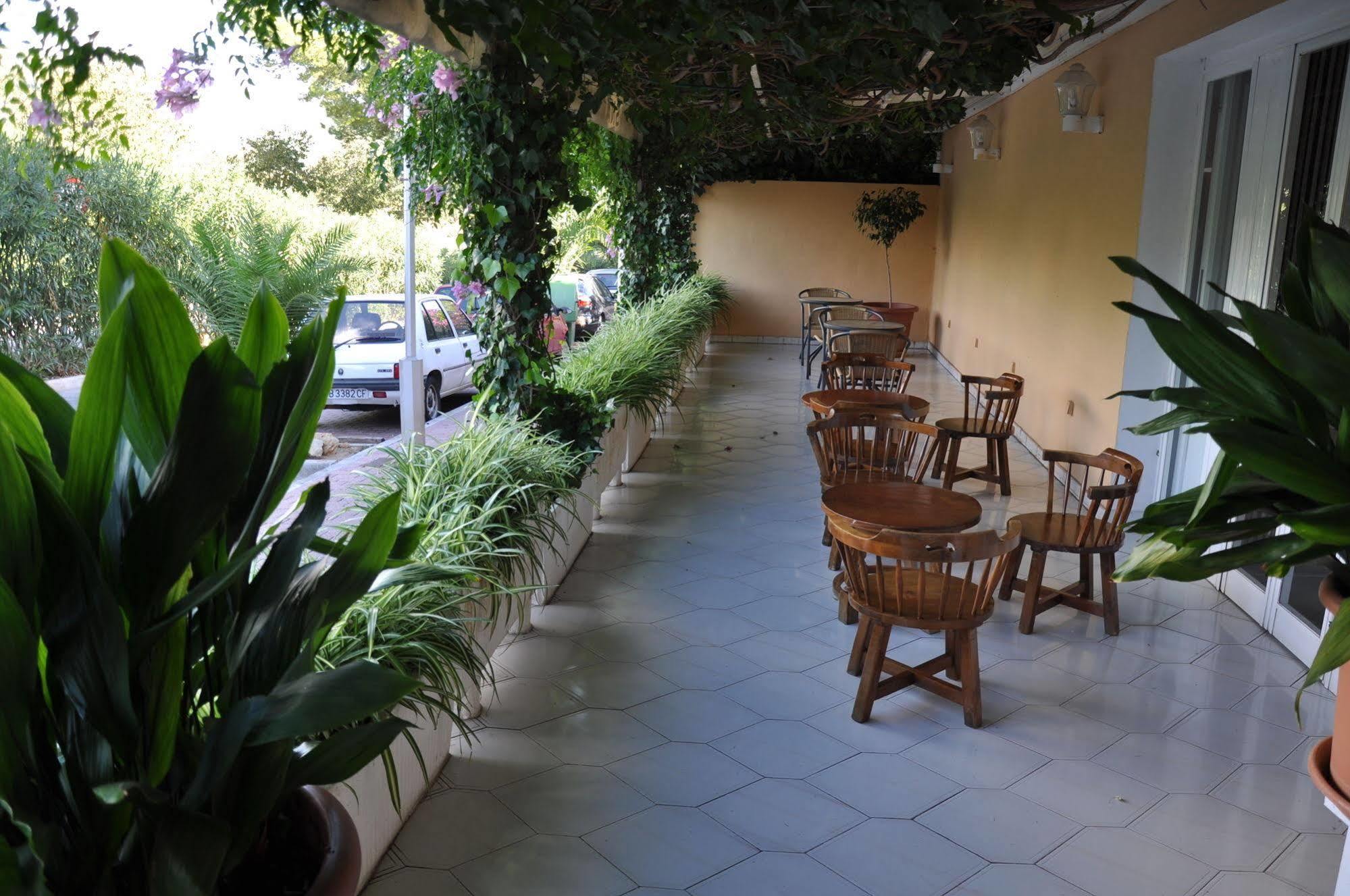 Alper Apartments Mallorca Palmanova Buitenkant foto